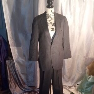 Vintage Men's Alexander Julian Colors Wool Charcoal Suit